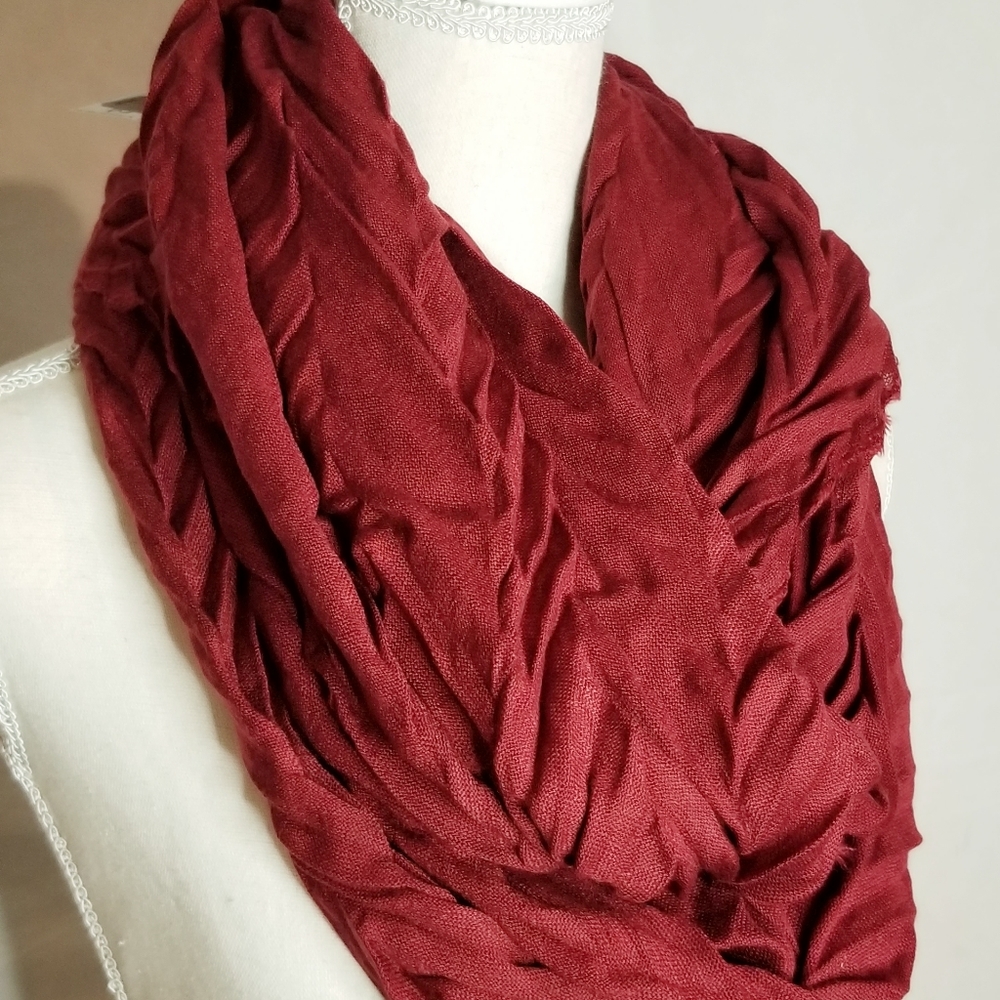 Infinity Loop Scarf - Picture 2 of 2